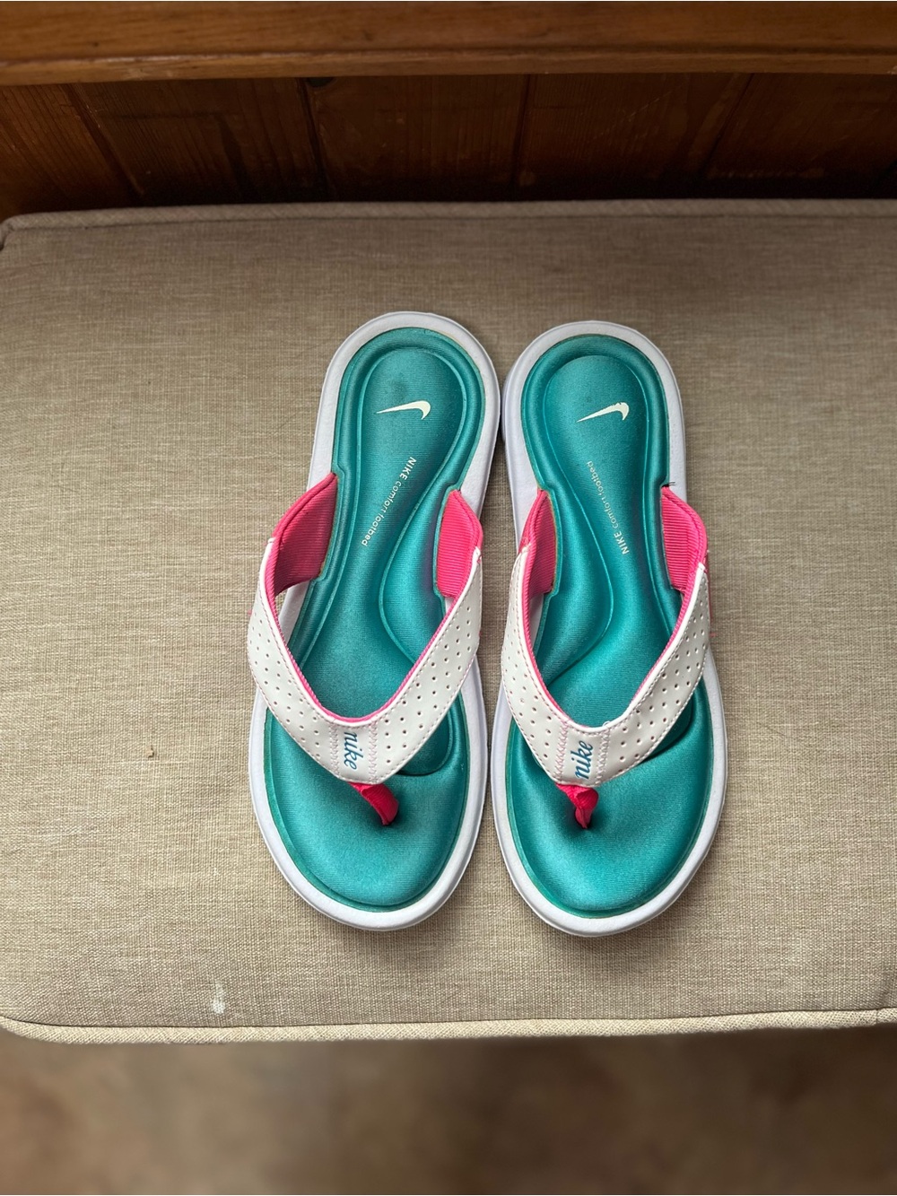 Nike Teal Footbed White Perforated Strap Pink Accents Flip Flops